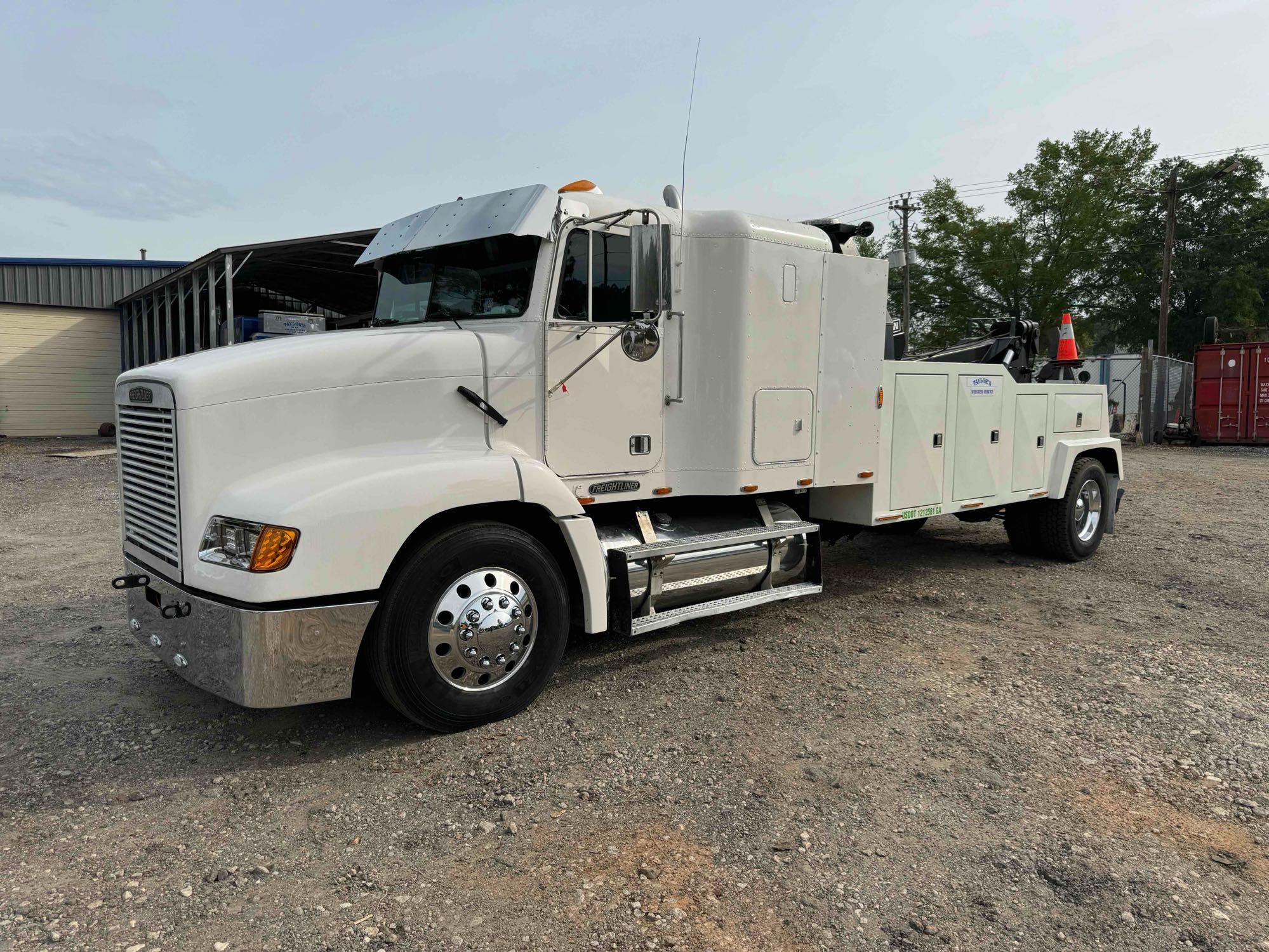 1995 Freightliner FLD112 Truck, VIN # 1FUW3MCA3SH707409