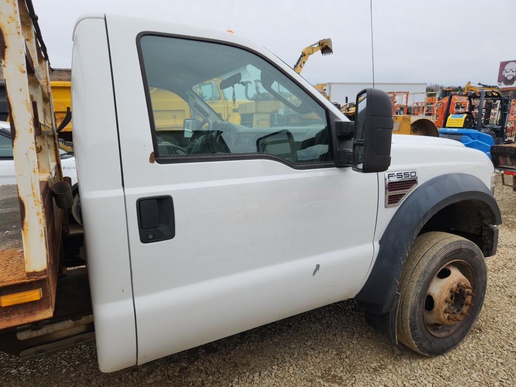 2008 Ford F550 4x4 Flatbed Dually Pickup