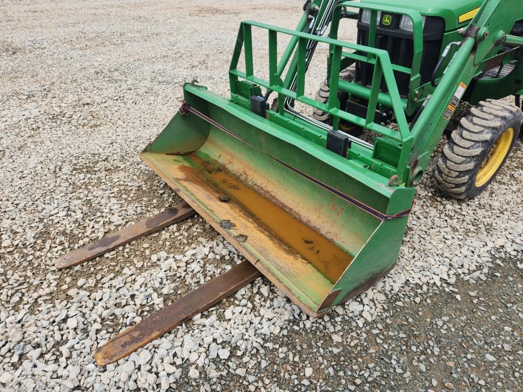 John Deere 3038e 4x4 Tractor