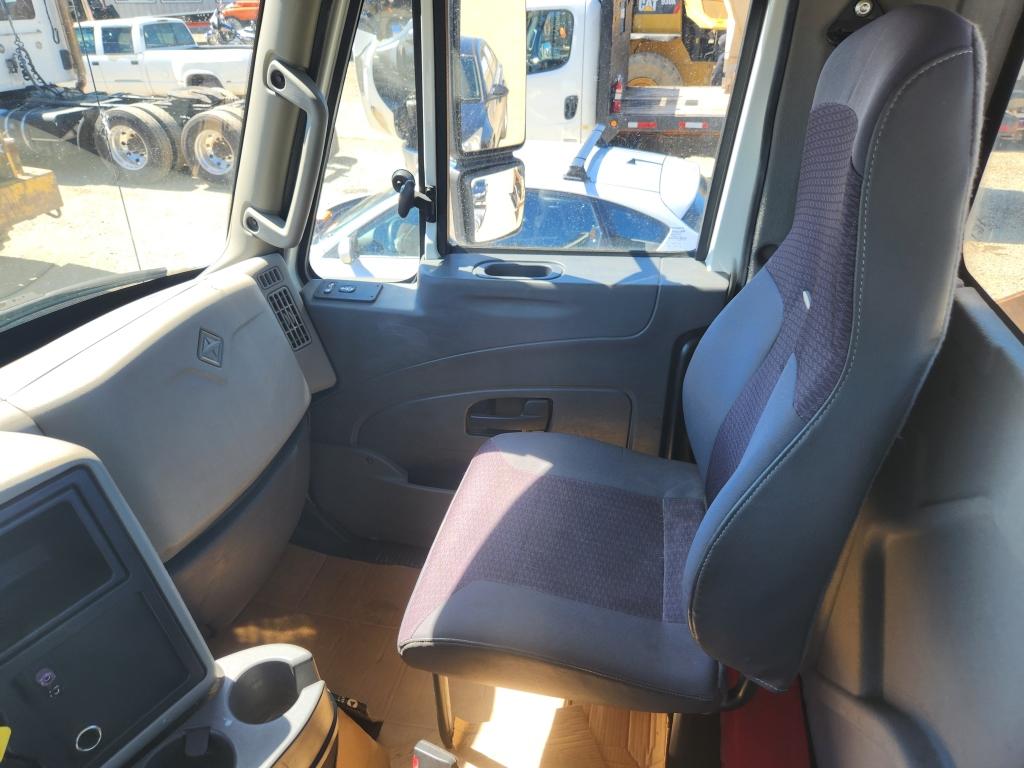 2015 International Transtar 8600 Day Cab Truck Tra
