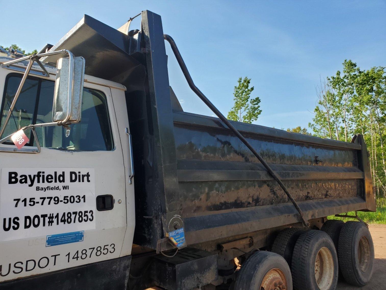 1993 Ford L8000 Dump Truck