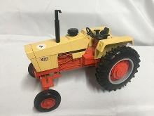 Ertl 1/16 Scale, Case 1170 Agri King Tractor