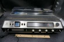 G.E. Model Sc 2305B Eight Track Recorder & Am/Fm Stereo W/ Eight Tracks