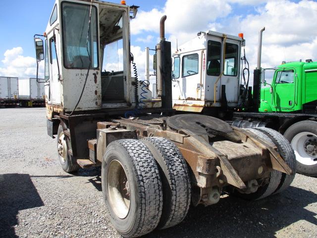 1994 OTTAWA Commando YT30 Yard Tractor