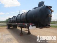 (x) (2-39) 2013 SOUTHERN 120-Bbl T/A Vacuum Traile