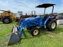 New Holland TC 30 4WD Diesel Tractor 575hrs New Holland 7308 Frotn Attachment with bucket, Shuttle S