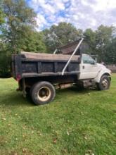 2000 Ford F650 S/A Dump Truck