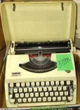 SMALL VINTAGE BROTHER CHARGER 11 TYPEWRITER - PICK UP ONLY