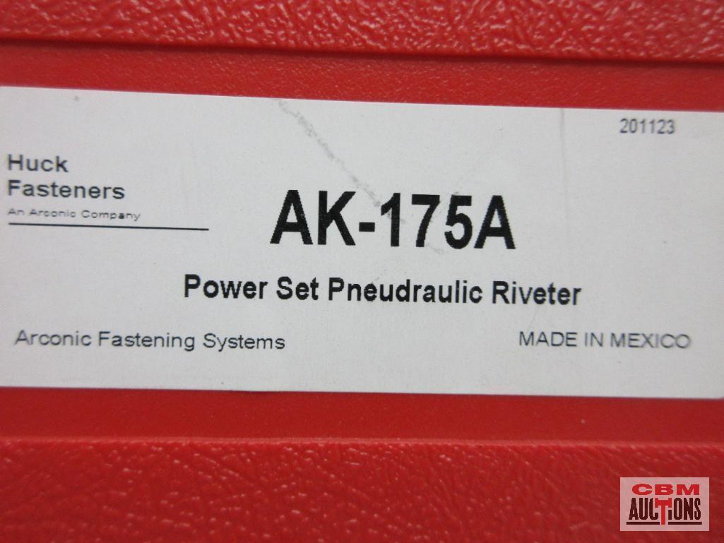 Huck Fasteners AK-175A Power Set Pneumatic Riveter w/ Molded Storage Case