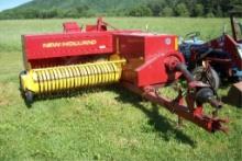 NH 570 Baler w/thrower