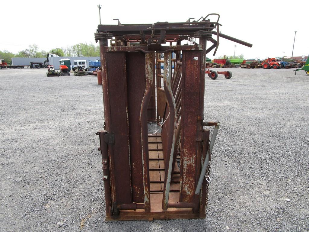 WW LIVESTOCK CHUTE W PALP CASE