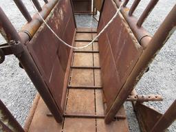 WW LIVESTOCK CHUTE W PALP CASE