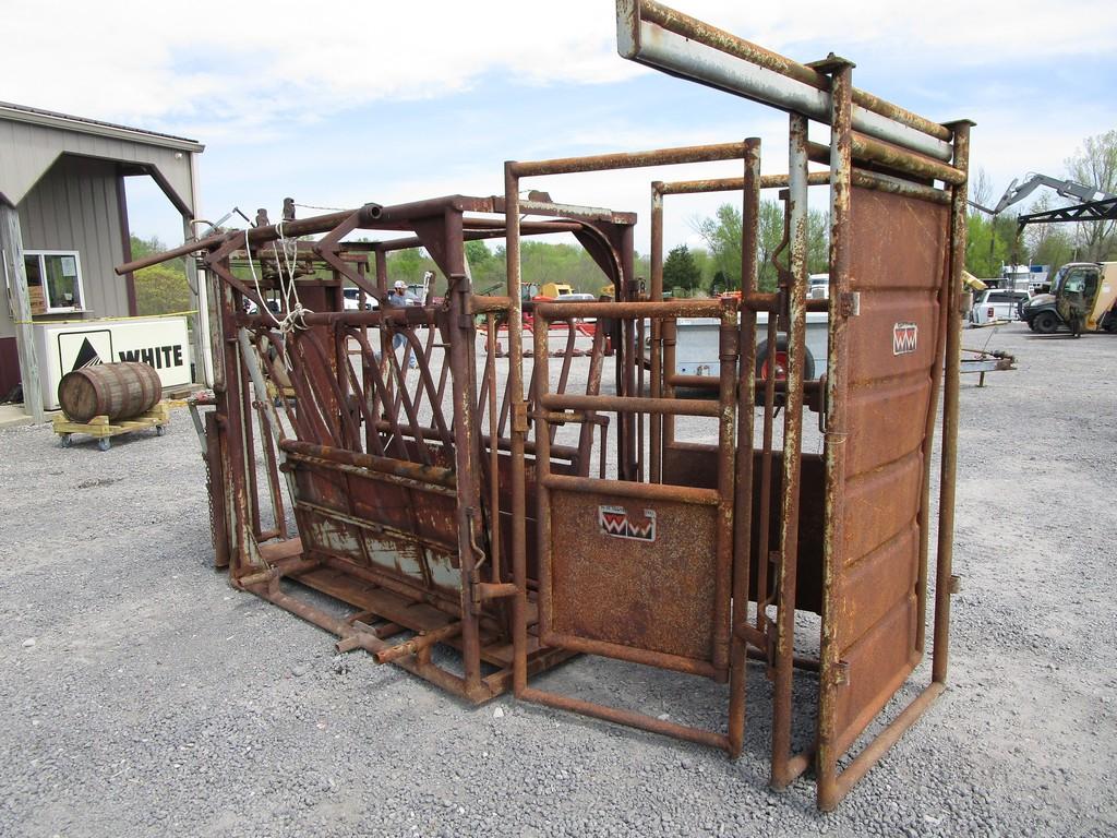 WW LIVESTOCK CHUTE W PALP CASE