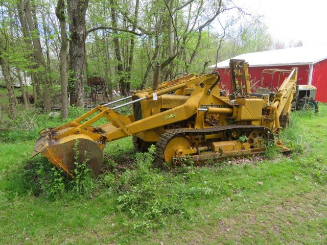 John Deere 2010 Crawler Loader w/ Backhoe