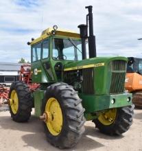 John Deere 7520