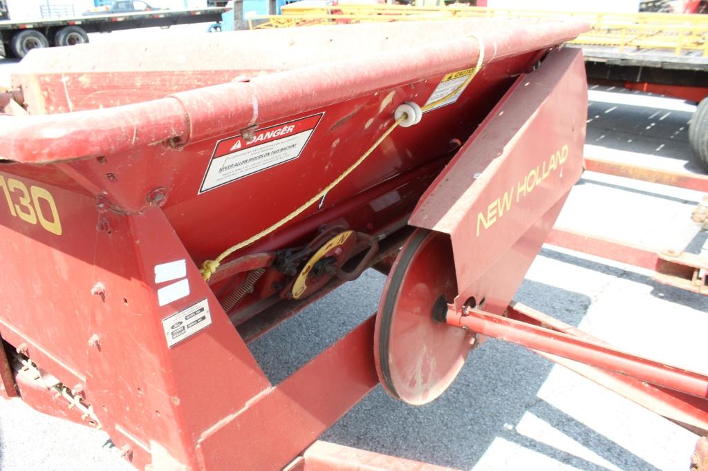 New Holland 130 Manure Spreader