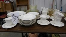 china set, home essentials matched set of fine china more then 30 pieces