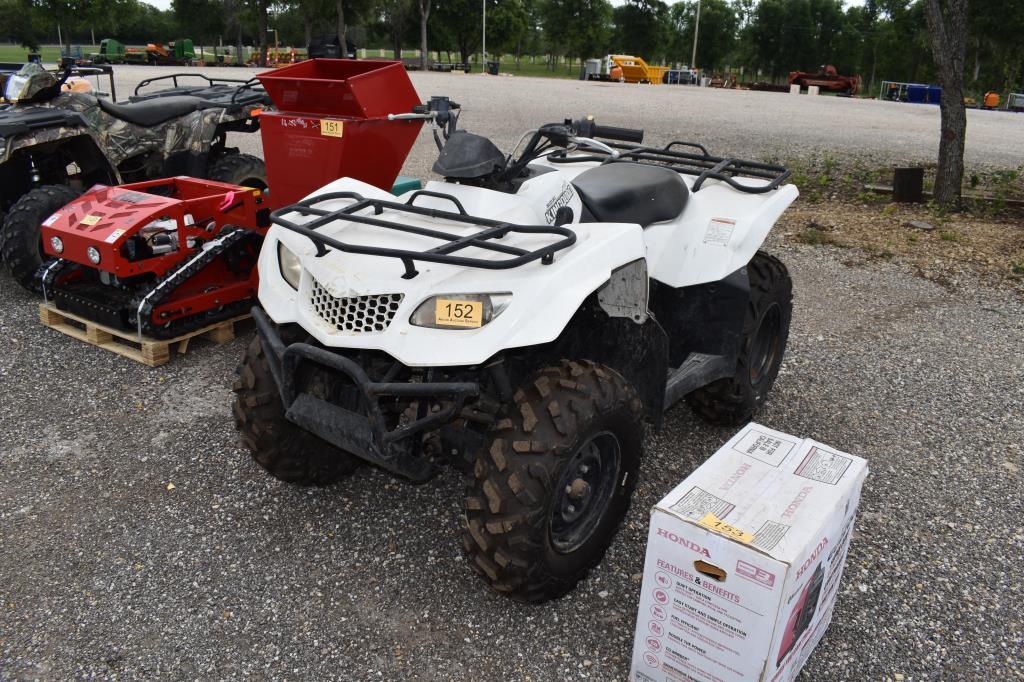 SUZUKI KING QUAD 400ASI 4X4 4-WHEELER (SERIAL # SSAAK4CK9B7104003) (SHOWING APPX 131 HOURS, UP TO TH