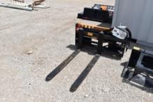 SKID STEER PALLET FORKS