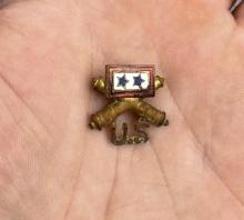WW2 Two Sons in Service Artillery Pin