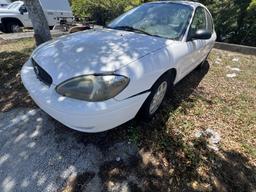 2005 Ford Taurus SE