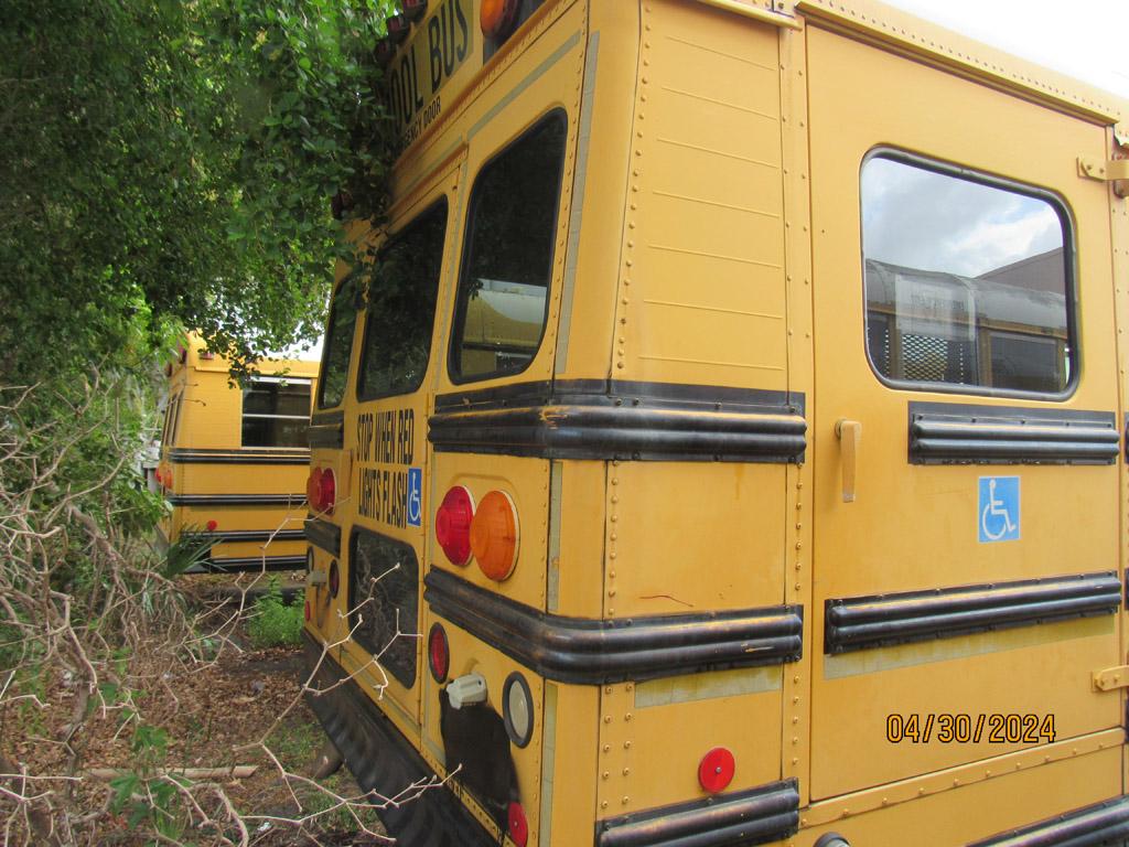 2000 Freightliner School Bus