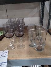 LOT OF GLASSWARE