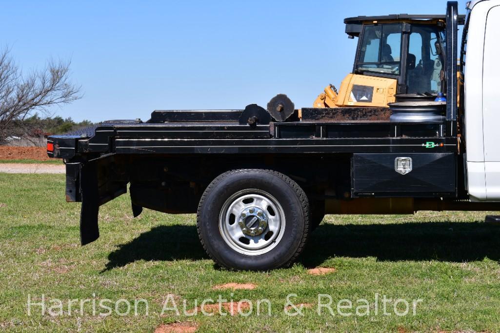 2019 F350 XL CAB AND CHASSIS WITH BUTLER BED