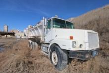 1997 VOLVO DUMP TRUCK