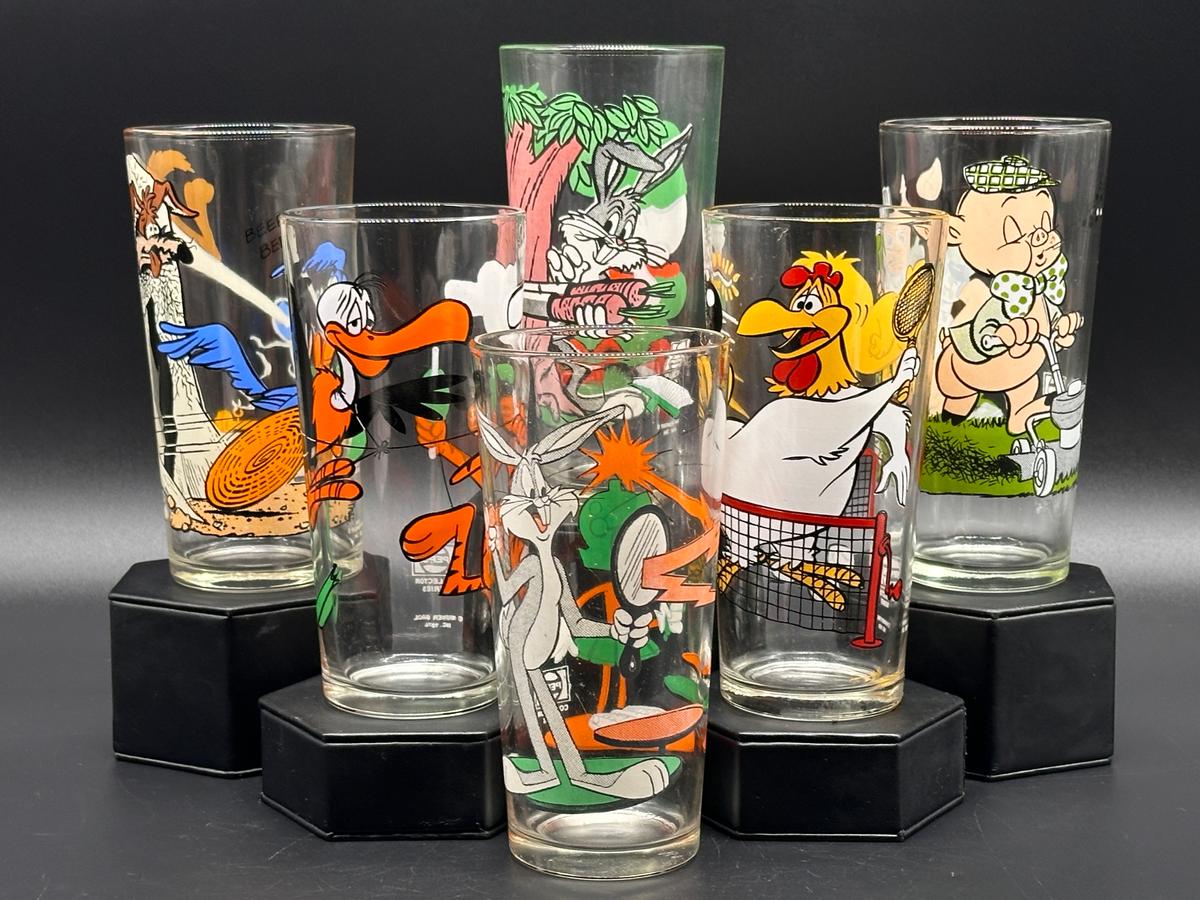 1976 Vintage Warner Bros Pepsi Glasses