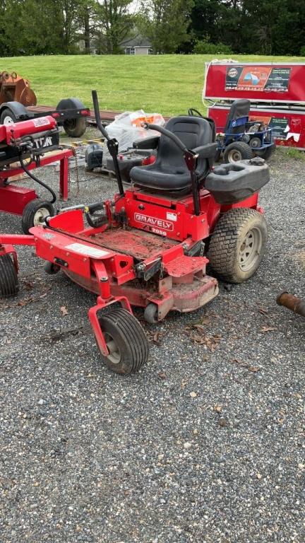 Gravely Zero Turn Lawnmower