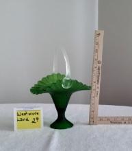 ANTIQUE WESTMORELAND GLASS RUFFLED