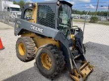 JOHN DEERE 328D SKIDSTEER. SN: T0328DK185632. HOURS: 4575.