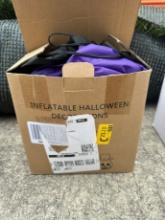 HALLOWEEN INFLATABLE DÉCOR (AT PUBLIC STORAGE)