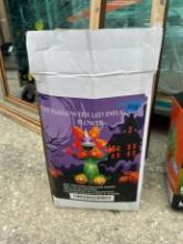 HALLOWEEN INFLATABLE DÉCOR - SCARY FLOWER MONSTER (AT PUBLIC STORAGE)