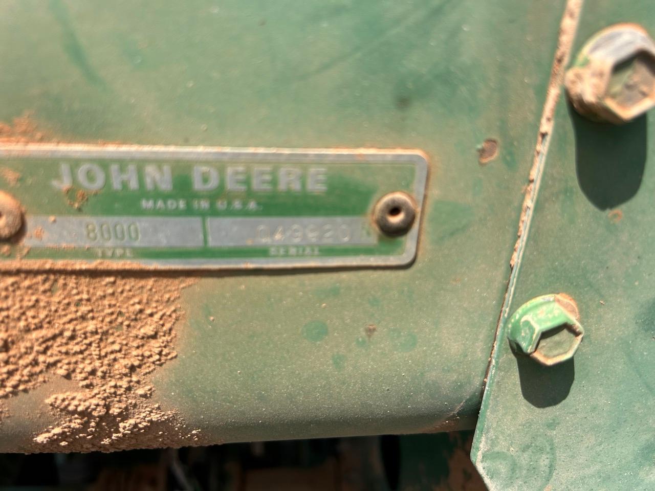 John Deere 8300