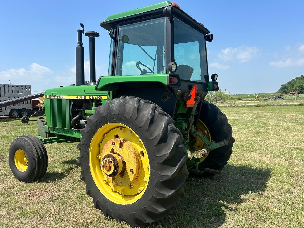 1980 John Deere 4440