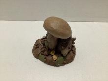 Tim Wolfe "Cora" Mouse ana Mushroom Sculpture