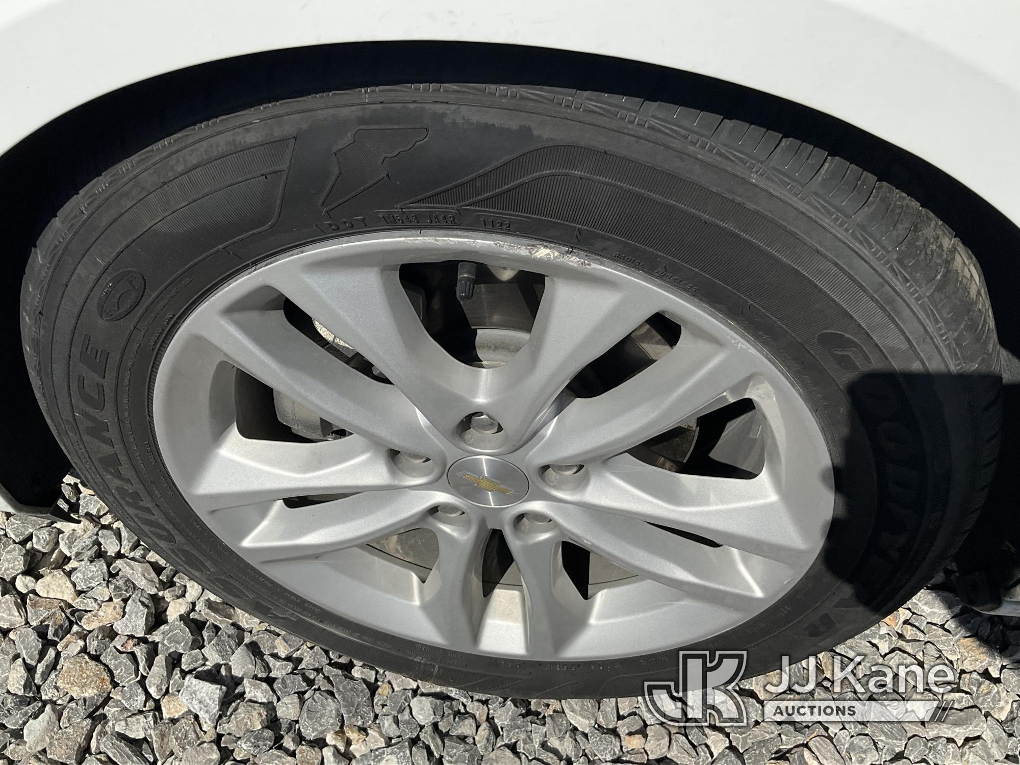 (Las Vegas, NV) 2018 Chevrolet Malibu Hybrid Dealers Only, Airbags Deployed, Towed In Wrecked, Will