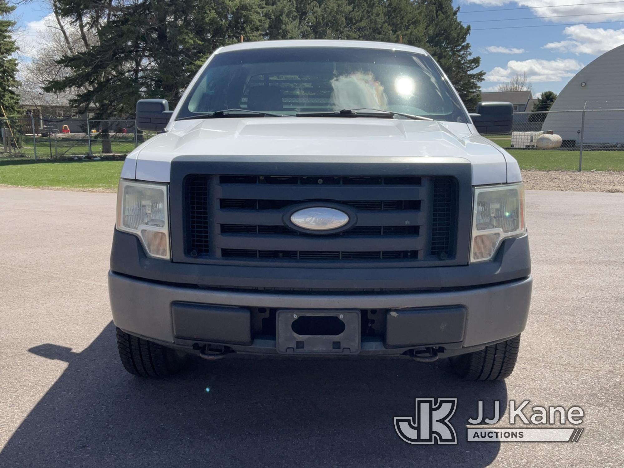 (Harrisburg, SD) 2009 Ford F150 4x4 Extended-Cab Pickup Truck Runs & Moves) (Check Engine Light On.