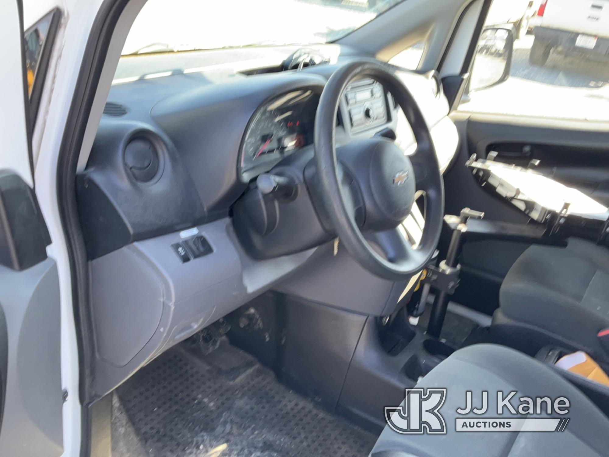(Hawk Point, MO) 2015 Chevrolet City Express Cargo Van Runs & Moves) (Check Engine Light On, Chip in