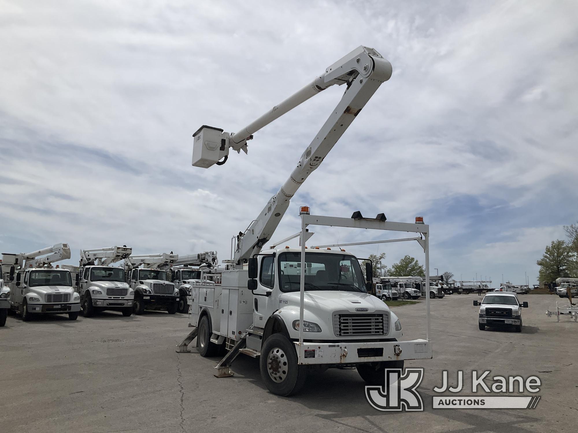 (Kansas City, MO) Altec AA755-MH, Material Handling Bucket Truck rear mounted on 2013 Freightliner M