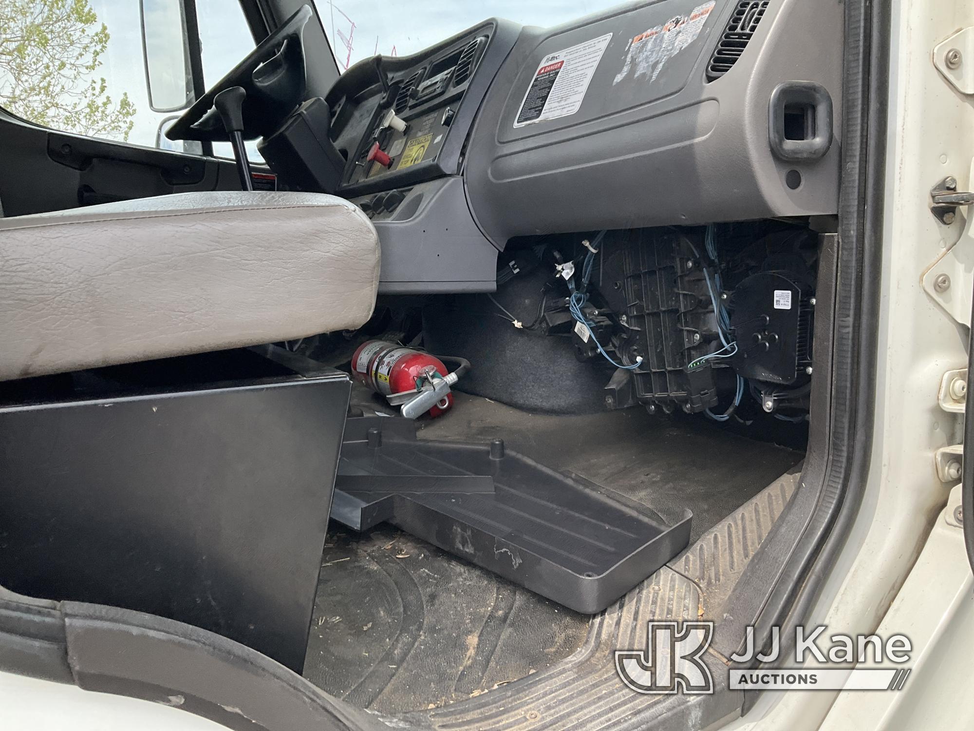 (Kansas City, MO) Altec AA755-MH, Material Handling Bucket Truck rear mounted on 2013 Freightliner M