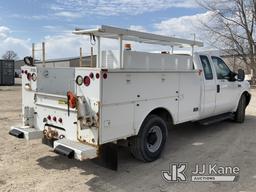 (Des Moines, IA) 2003 Ford F350 Extended-Cab Service Truck Runs, Moves