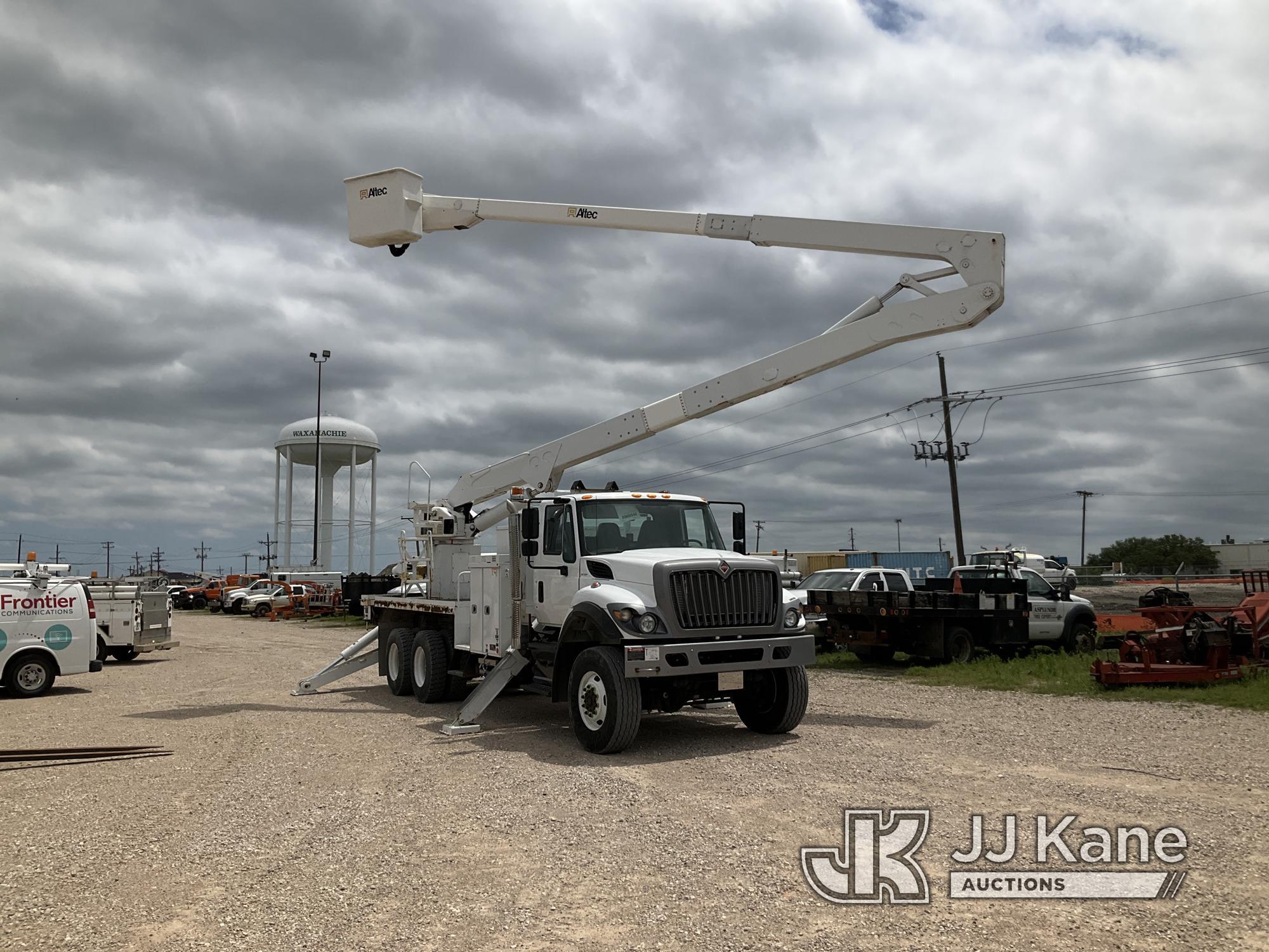 (Waxahachie, TX) Altec A77-T, Articulating & Telescopic Material Handling Bucket Truck rear mounted