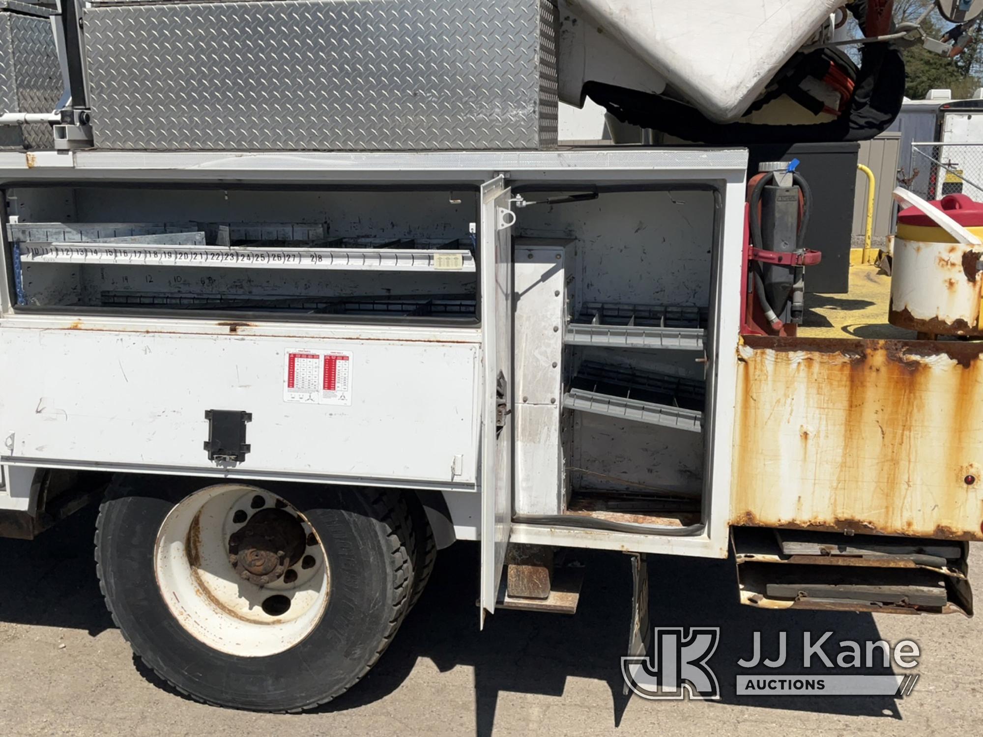 (South Beloit, IL) Altec TA50, Articulating & Telescopic Material Handling Bucket Truck mounted on 2