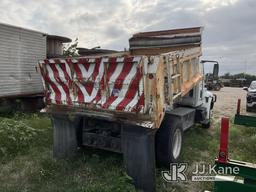 (San Antonio, TX) 2006 International 4300 Dump Truck Runs & Dump Operates) (Will Not Move, Driveshaf