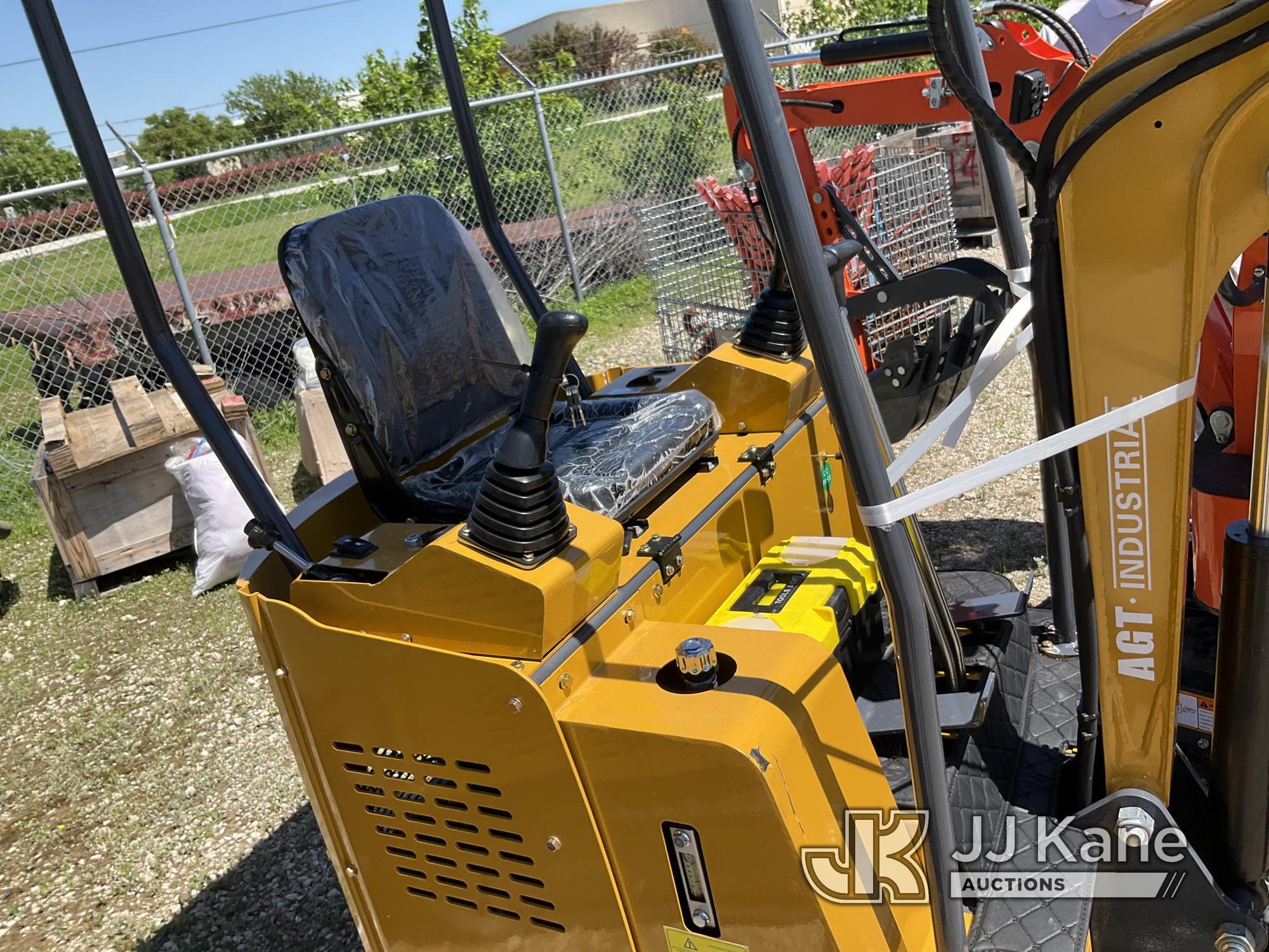 (Waxahachie, TX) 2024 AGT H15 Mini Hydraulic Excavator New/Unused