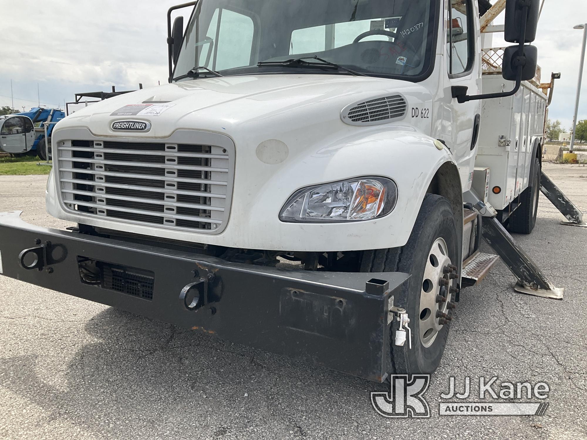 (Kansas City, MO) Altec DC47-TR, Digger Derrick rear mounted on 2014 Freightliner M2 106 Utility Tru