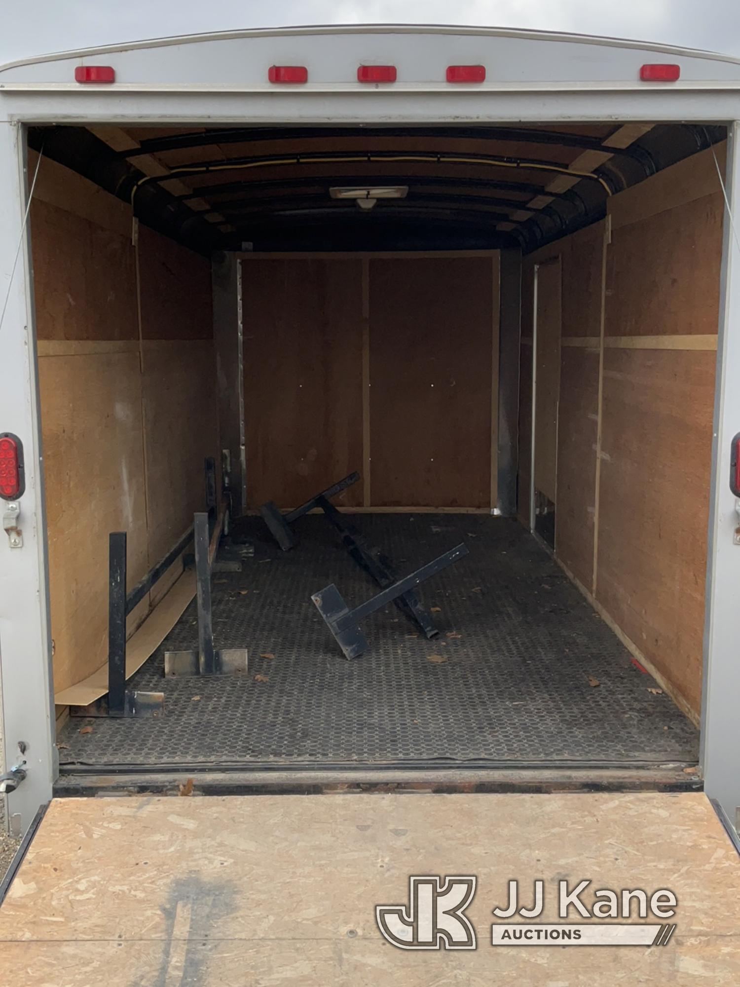 (South Beloit, IL) 2004 Timberwolf R714T2F-X Enclosed Cargo Trailer